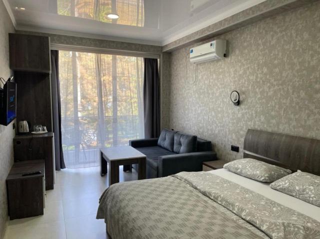 فندق House By The Sea كوبوليتي المظهر الخارجي الصورة